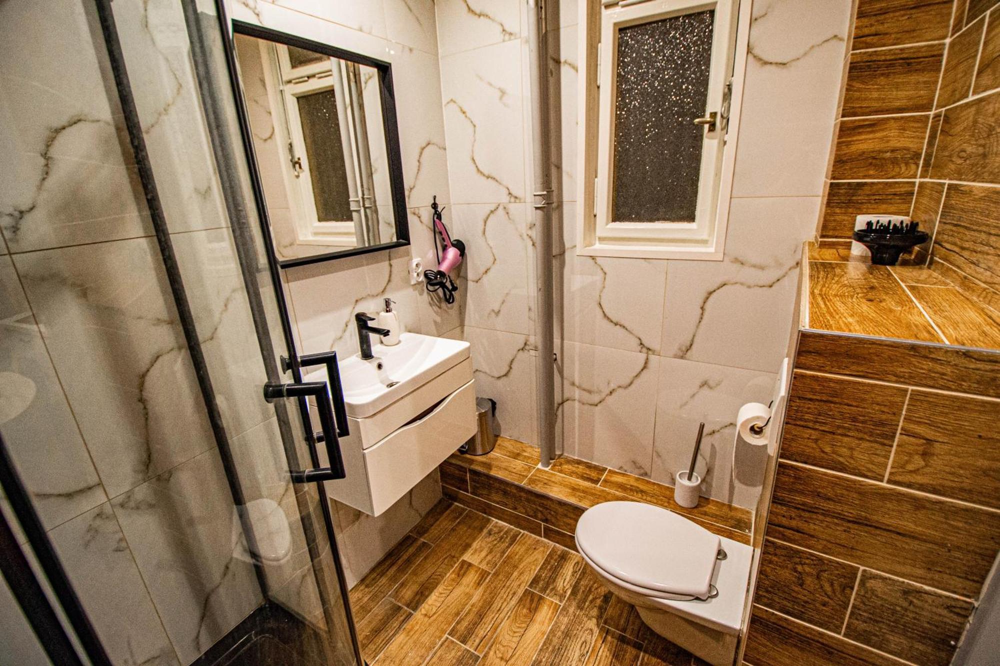 Cozy Studio In The Main City Center Прага Екстер'єр фото